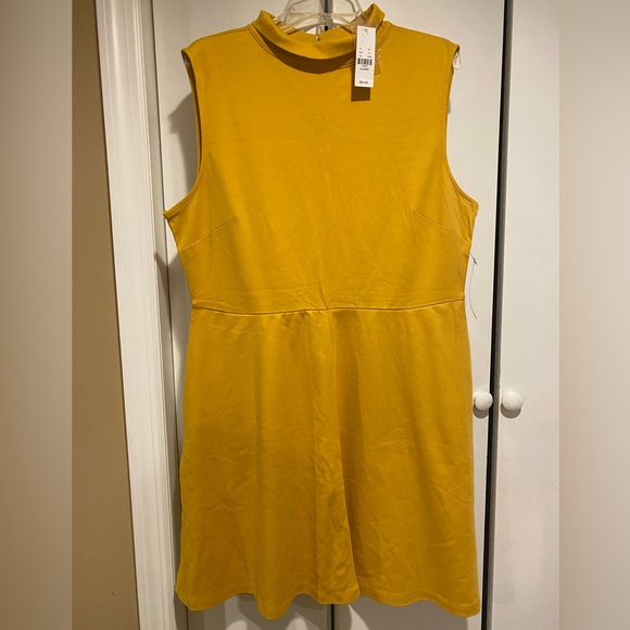 NWT- XL NY & Company Mustard Sleeveless Summer Dress with pockets. 100% Cotton - Picture 2 of 5